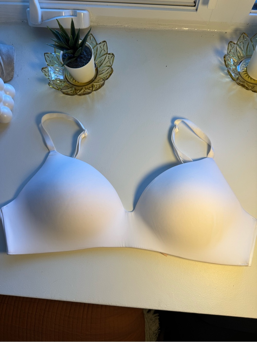 Victorias Secret T-Shirt Lightly Lined Wireless Bra